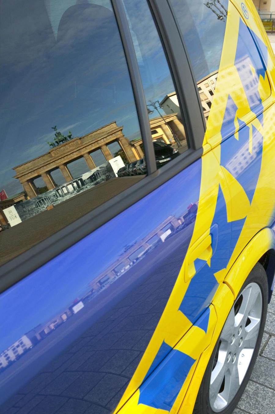  Opel HydroGen3 Concept 2005 года  (фото 32 из 69)